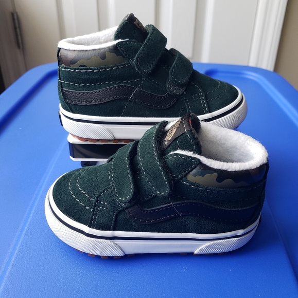 Vans - Picture 5 of 5